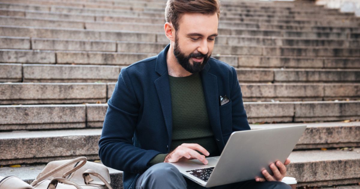 How to Become a Mortgage Broker