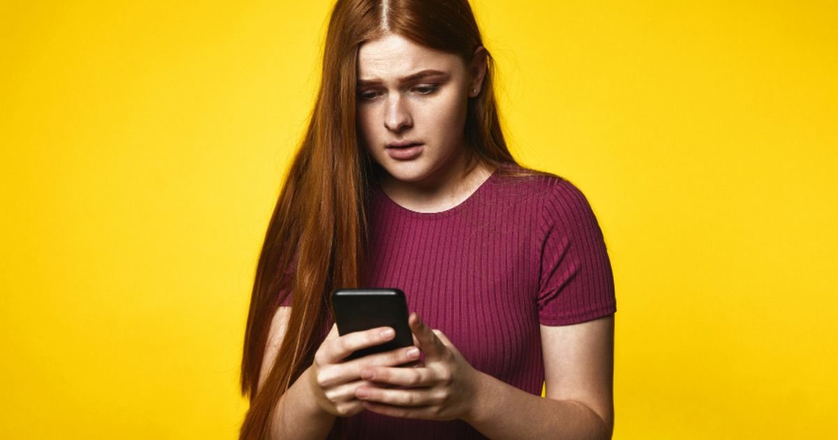 She Squats Charge on Credit Card